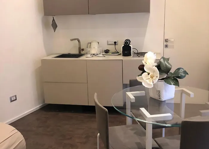 Cinquecento Барчеллона-Поццо-ди-Готто