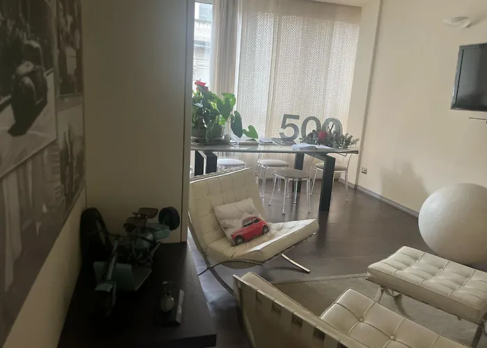 Cinquecento Барчеллона-Поццо-ди-Готто